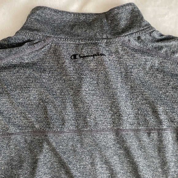 Champion grey heather sweatshirt with mesh panels - Picture 14 of 17